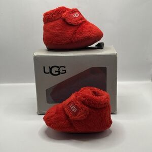 UGG Bixbee Baby Booties Ruby Red Soft Fleece Slippers Size 0/1 STORE MODEL